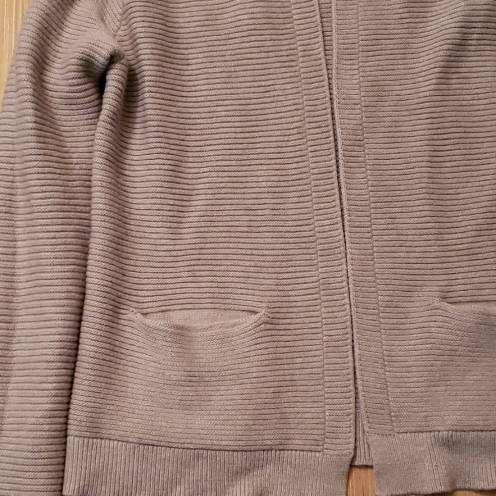 Cyrus tan Winter sweater with pockets - Picture 2 of 5